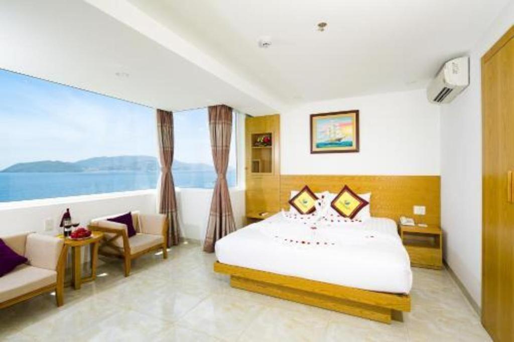 Majestic Star Hotel На Транг Екстериор снимка
